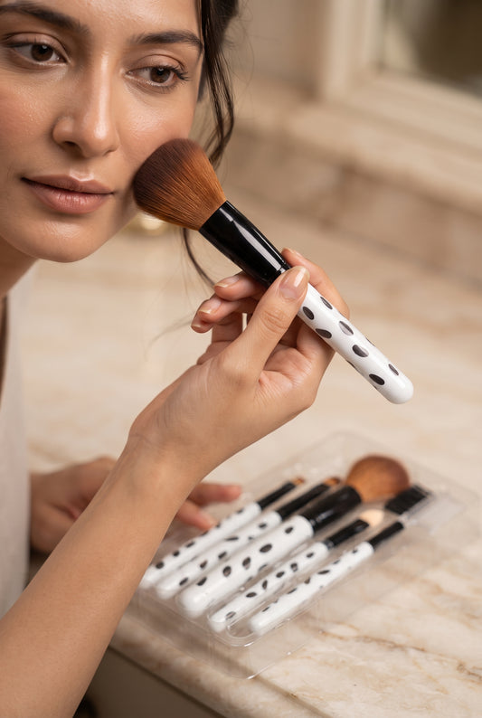 EBM Cute Polka Dot 5-Piece Professional Makeup Brush Set